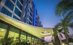 โรงแรมอัลเวเรซ (SHA Extra Plus)